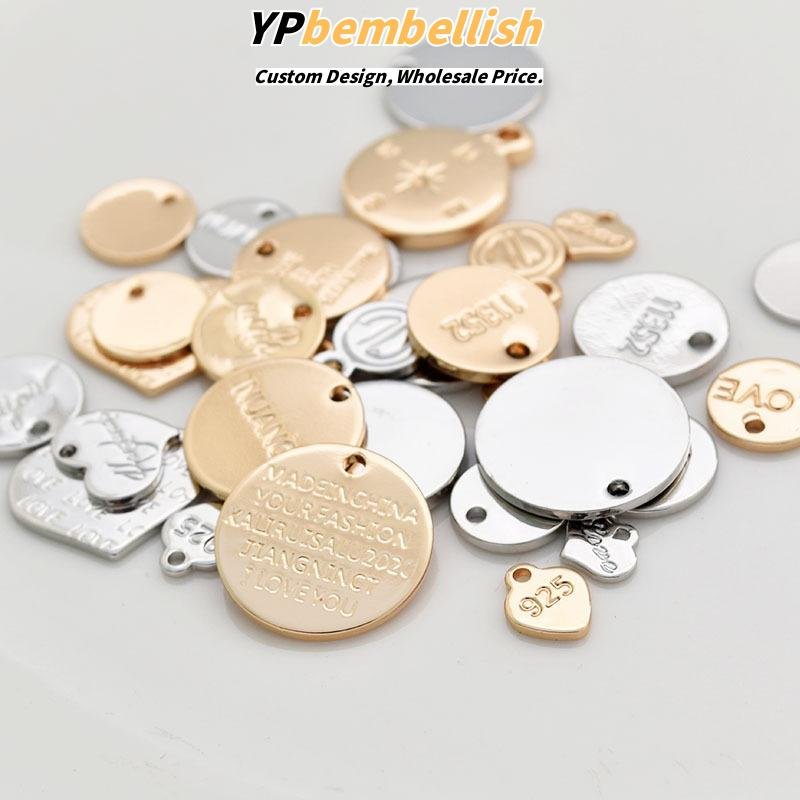 Wholesale Personalized Copper Base Heart-Shaped Charms with Engraved Letters for Handmade Accessories - MOQ Friendly