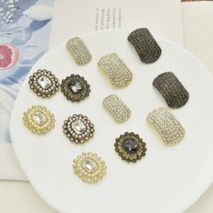 Wholesale Vintage Gemmed Pearl Alloy Buckles and Plates for Handmade Hair Ornaments - Dropshipping Available Worldwide